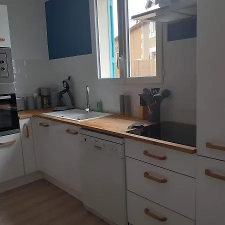 Des Lavandieres * Le Vigeant